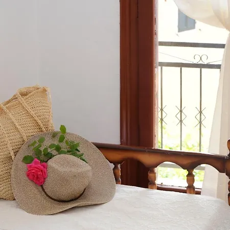 Traditional Greek Maisonette In Antiperni Village